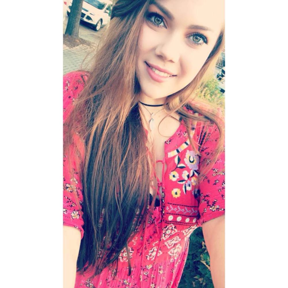 Meet your Posher, Amanda kay